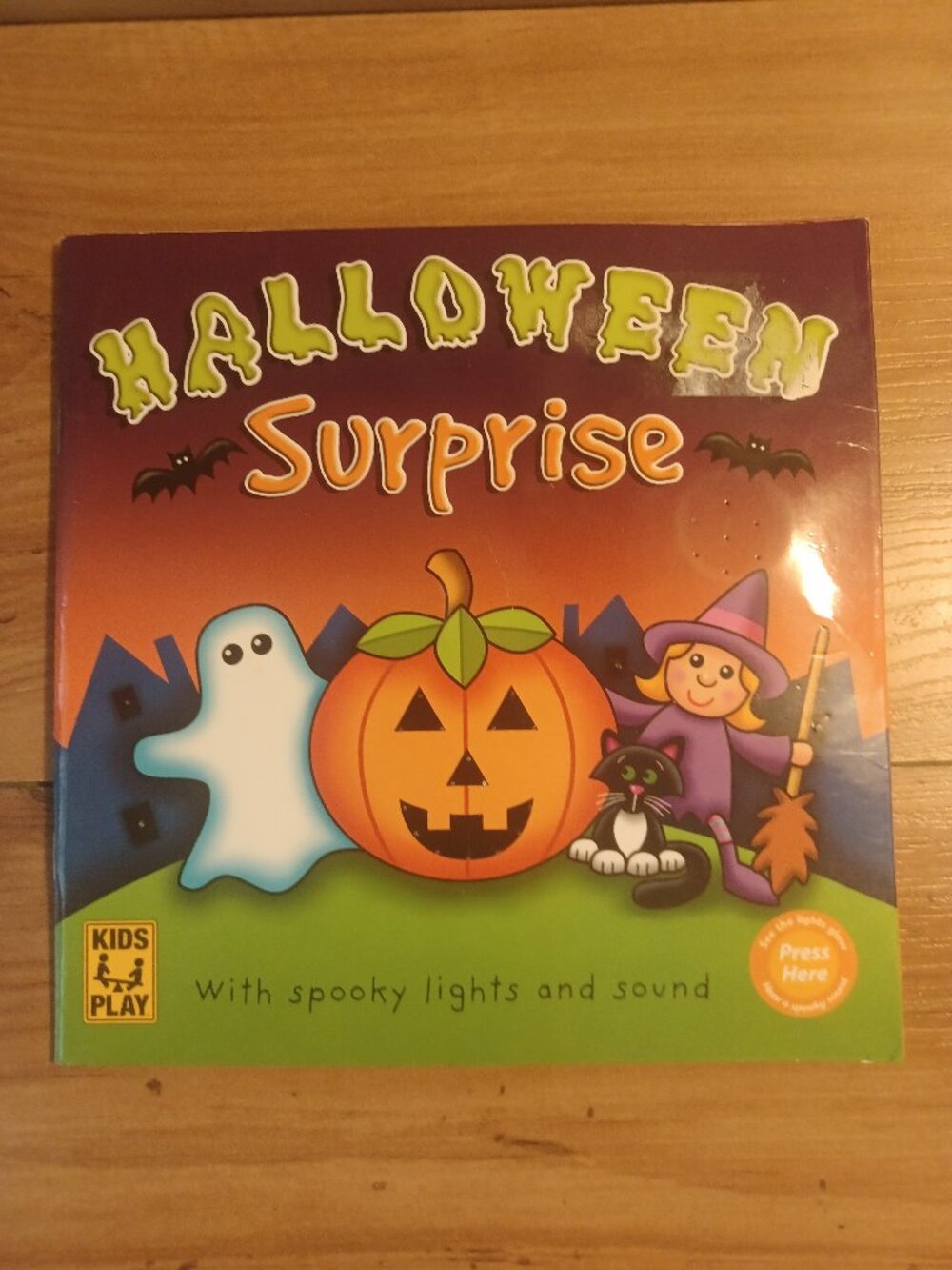 Halloween Surprise: Kids Play Book